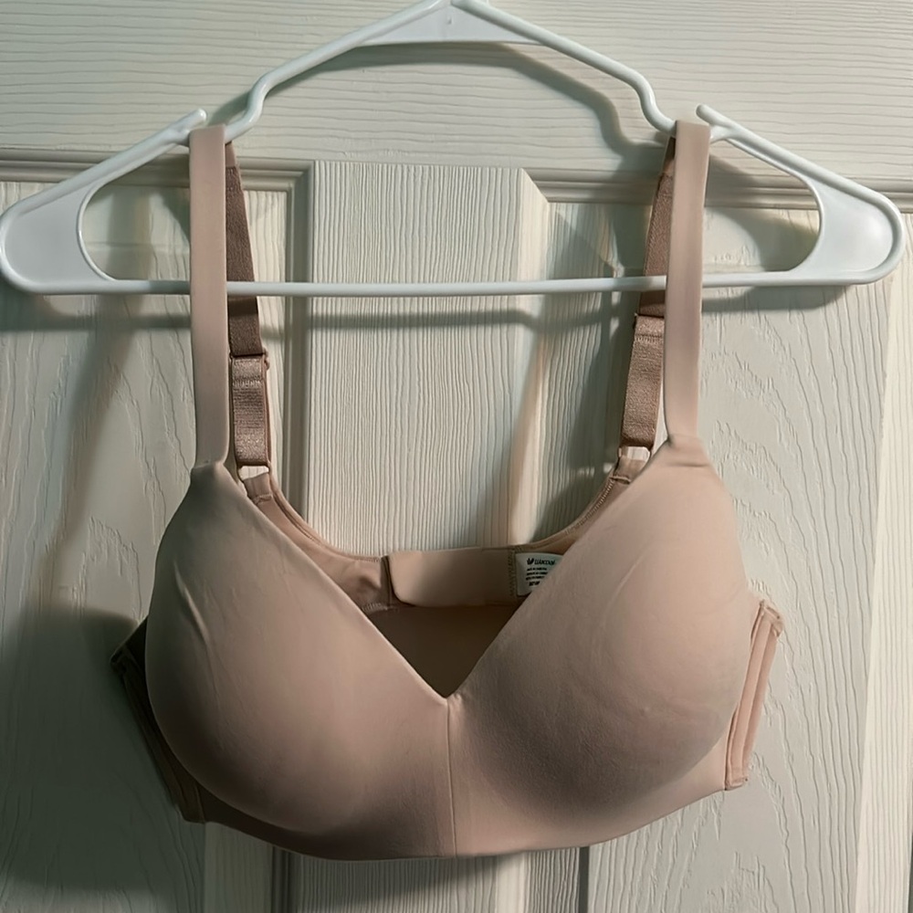 Wacoal how perfect wireless t shirt bra 36c
